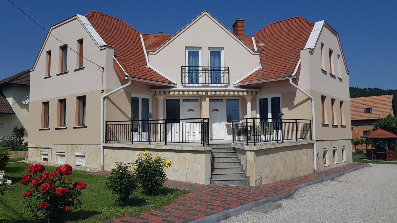 Royal Apartman Vonyarcvashegy Εξωτερικό φωτογραφία